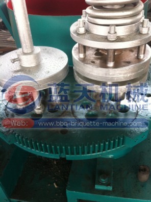 honeycomb coal briquetting machine