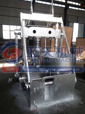 making sawdust briquette machine